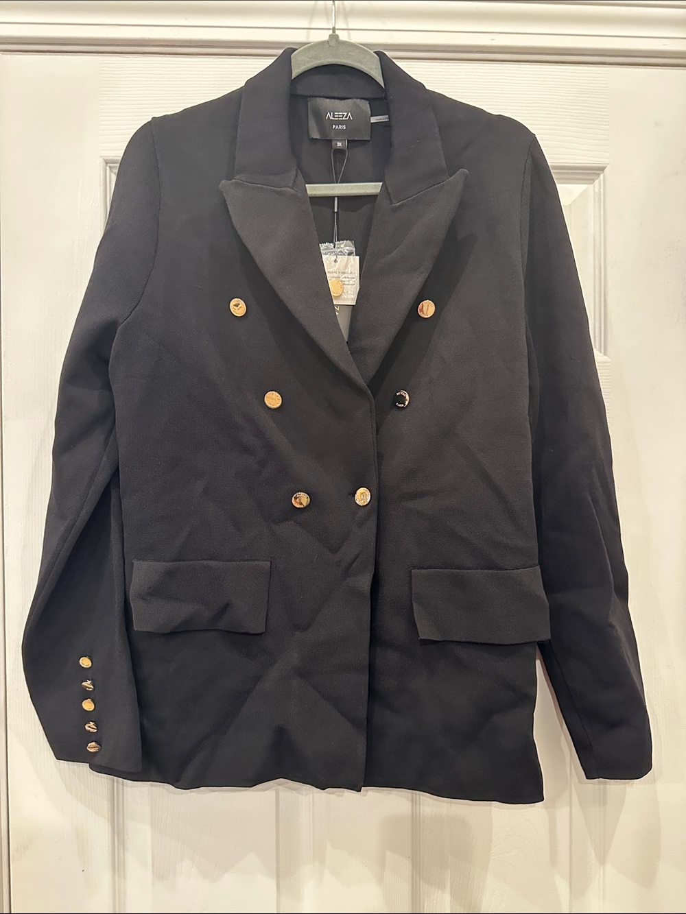 Aleeza Paris Black Double-Breasted Gold-Button Blazer (22)